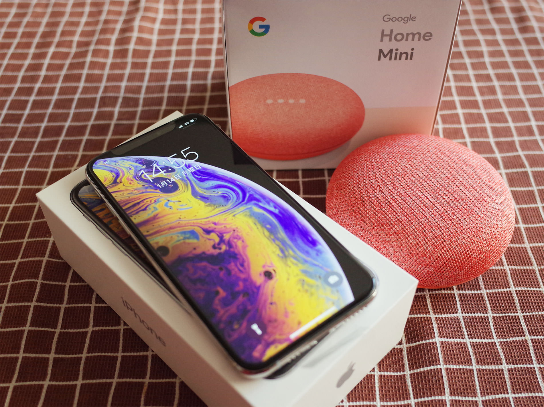 iPhoneXSとGoogle Home mini と / digital gadget, iphonexs_google home mini, 2019